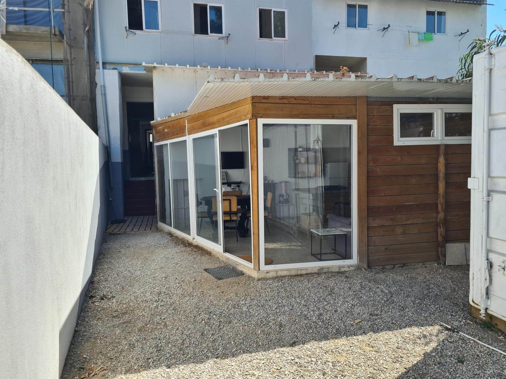 Casa Vale Ecotainer Hostel Lisboa Εξωτερικό φωτογραφία